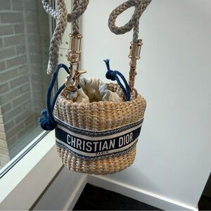 Dior Beauty Straw Mini Pouch Cosmetic Bag With a Drawstring Closure